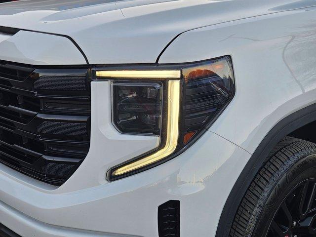 used 2024 GMC Sierra 1500 car, priced at $39,275