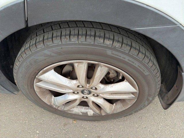 used 2013 Hyundai Santa Fe car, priced at $6,500