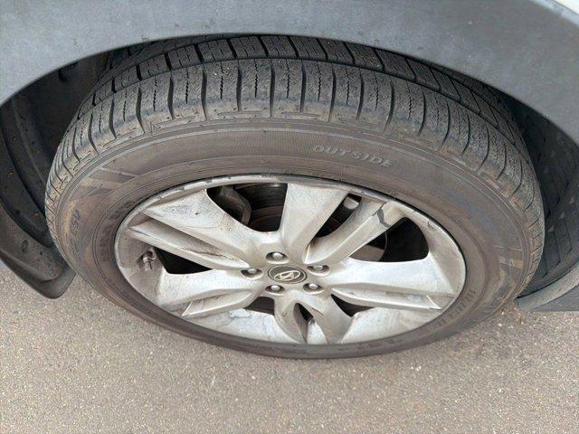 used 2013 Hyundai Santa Fe car, priced at $6,500