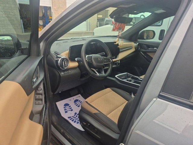 used 2025 Chevrolet Equinox car, priced at $31,000