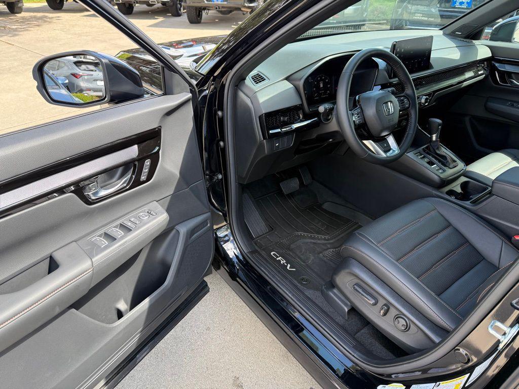 used 2026 Honda CR-V Hybrid car, priced at $41,682