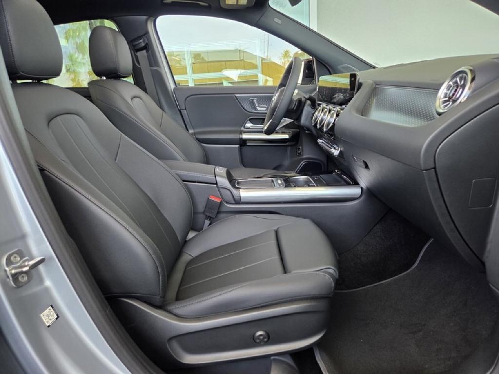 new 2026 Mercedes-Benz GLA 250 car, priced at $48,100