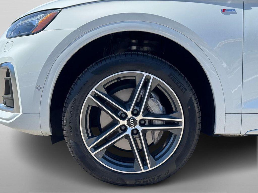 used 2022 Audi Q5 e car, priced at $29,992