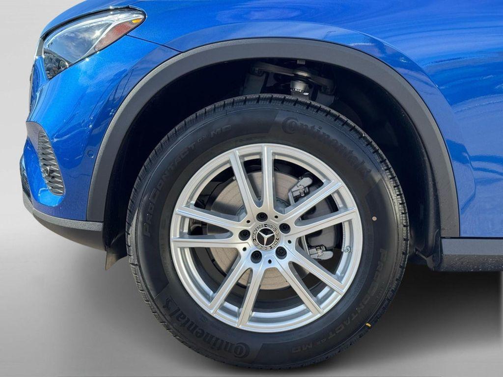 new 2026 Mercedes-Benz GLC 300 car, priced at $54,555