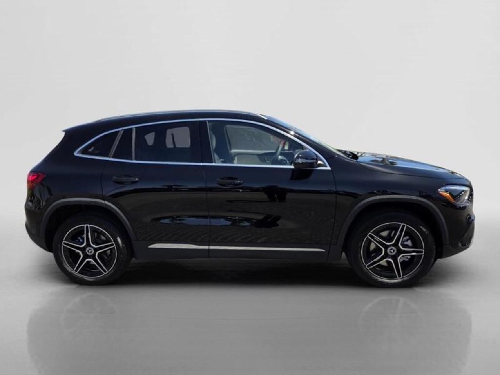 new 2026 Mercedes-Benz GLA 250 car, priced at $45,055