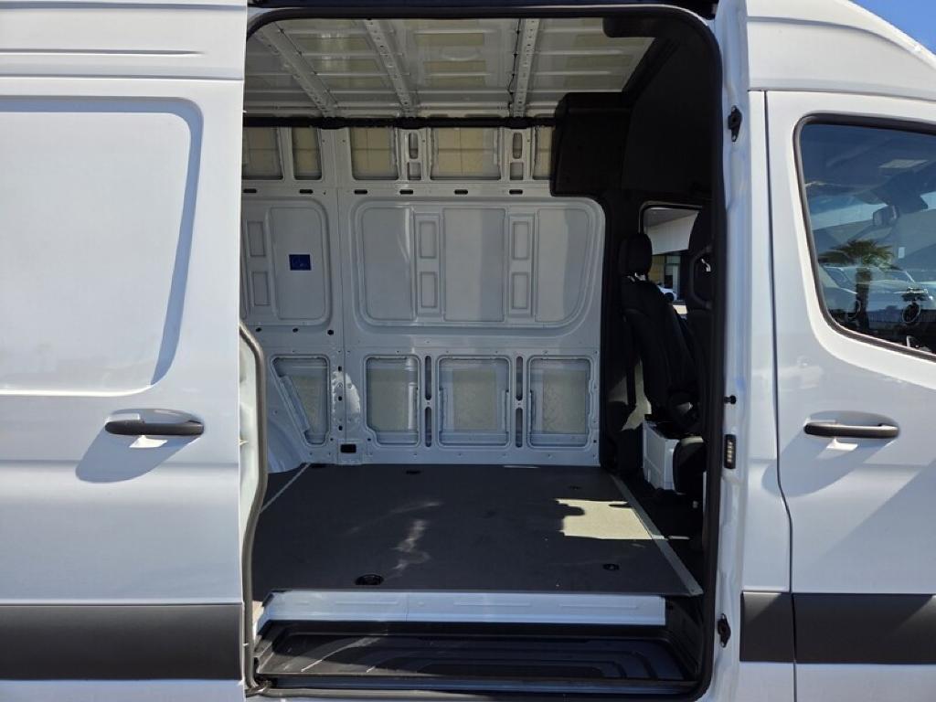 new 2025 Mercedes-Benz Sprinter 2500 car, priced at $64,723