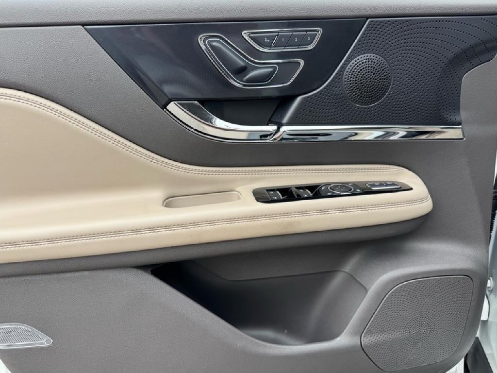 used 2023 Lincoln Corsair car, priced at $34,994