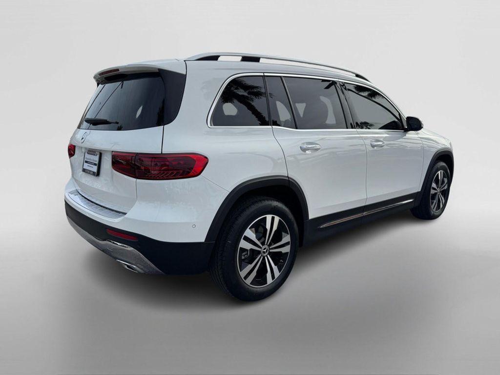 used 2025 Mercedes-Benz GLB 250 car, priced at $43,884