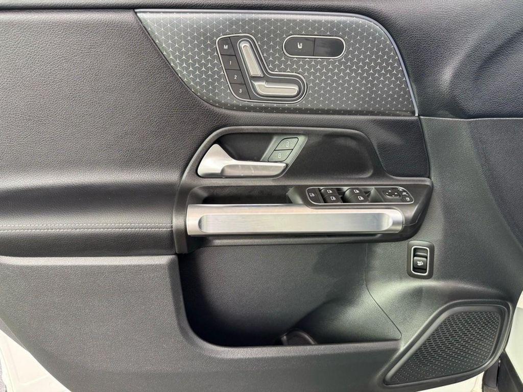 used 2025 Mercedes-Benz GLB 250 car, priced at $43,884