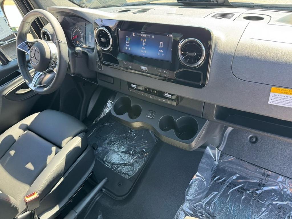 new 2026 Mercedes-Benz Sprinter 2500 car, priced at $85,214