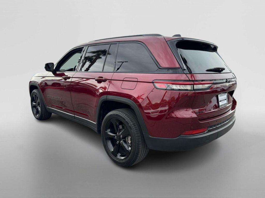 used 2023 Jeep Grand Cherokee car, priced at $27,992