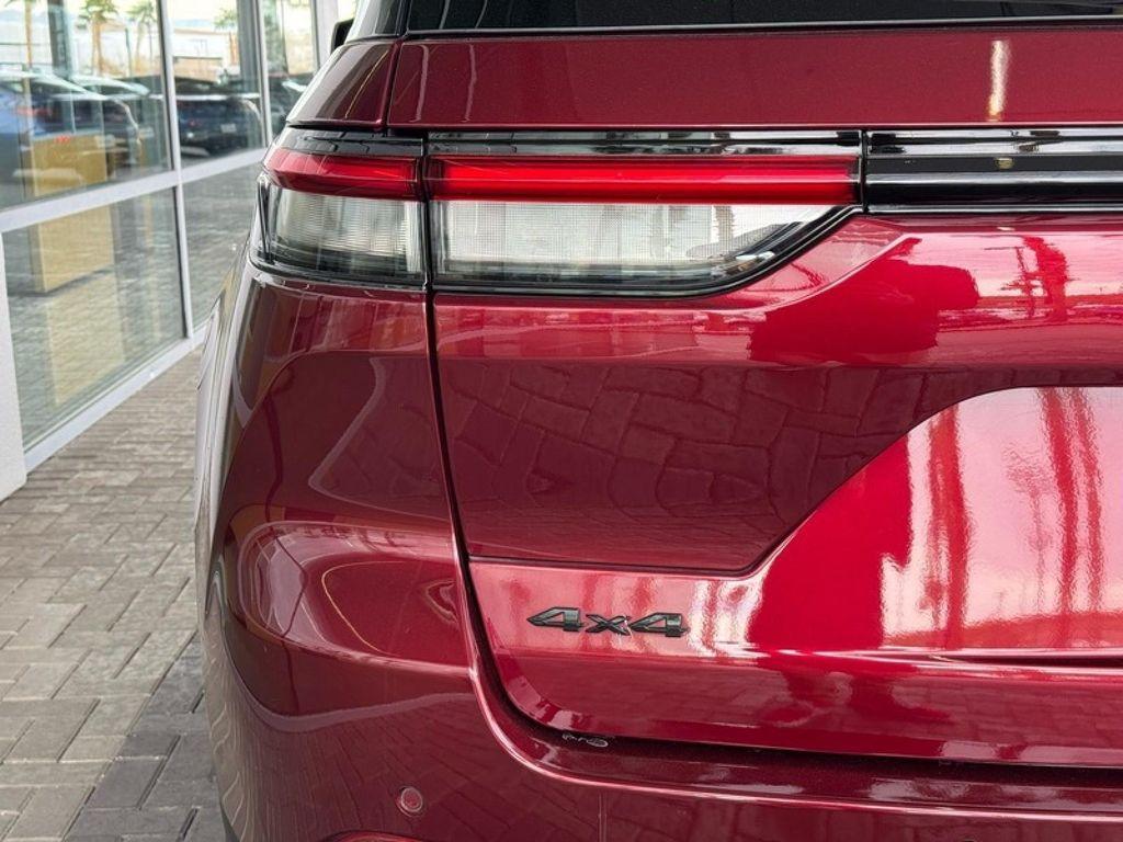 used 2023 Jeep Grand Cherokee car, priced at $27,992