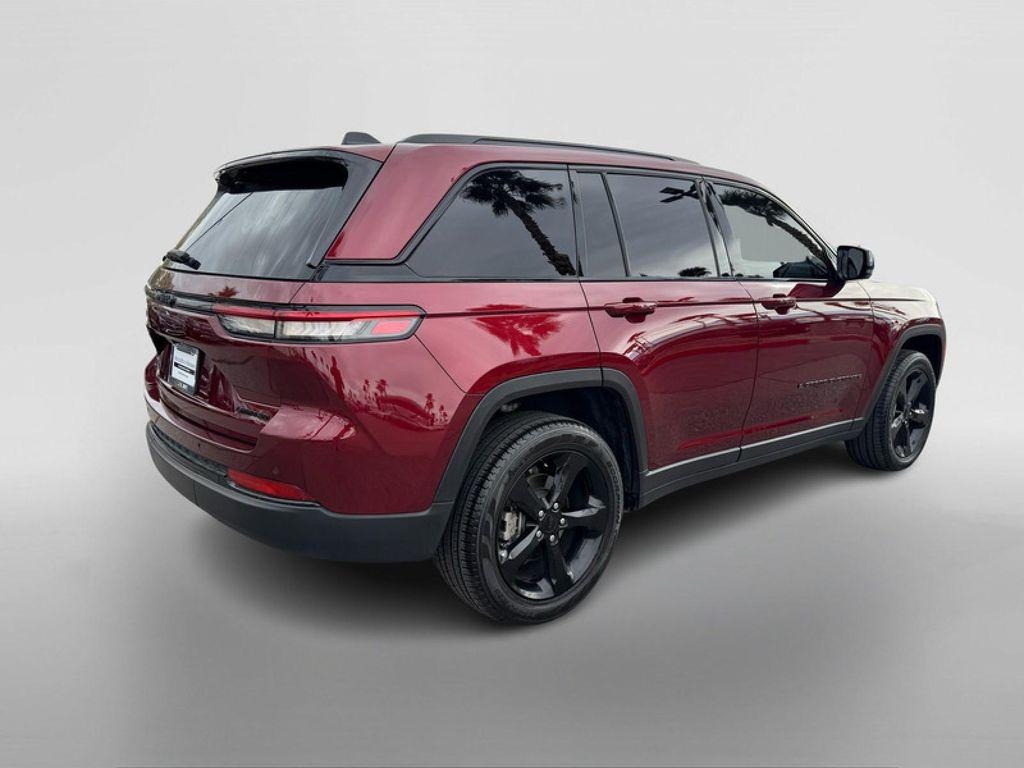 used 2023 Jeep Grand Cherokee car, priced at $27,992
