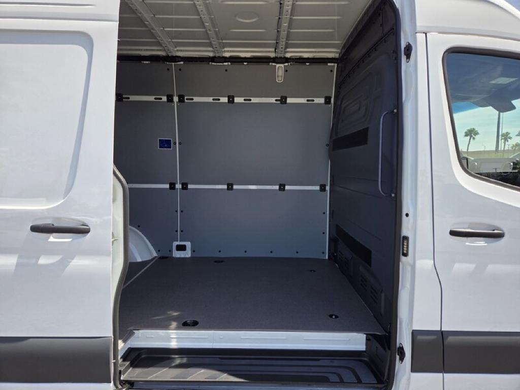 new 2025 Mercedes-Benz Sprinter 2500 car, priced at $65,733