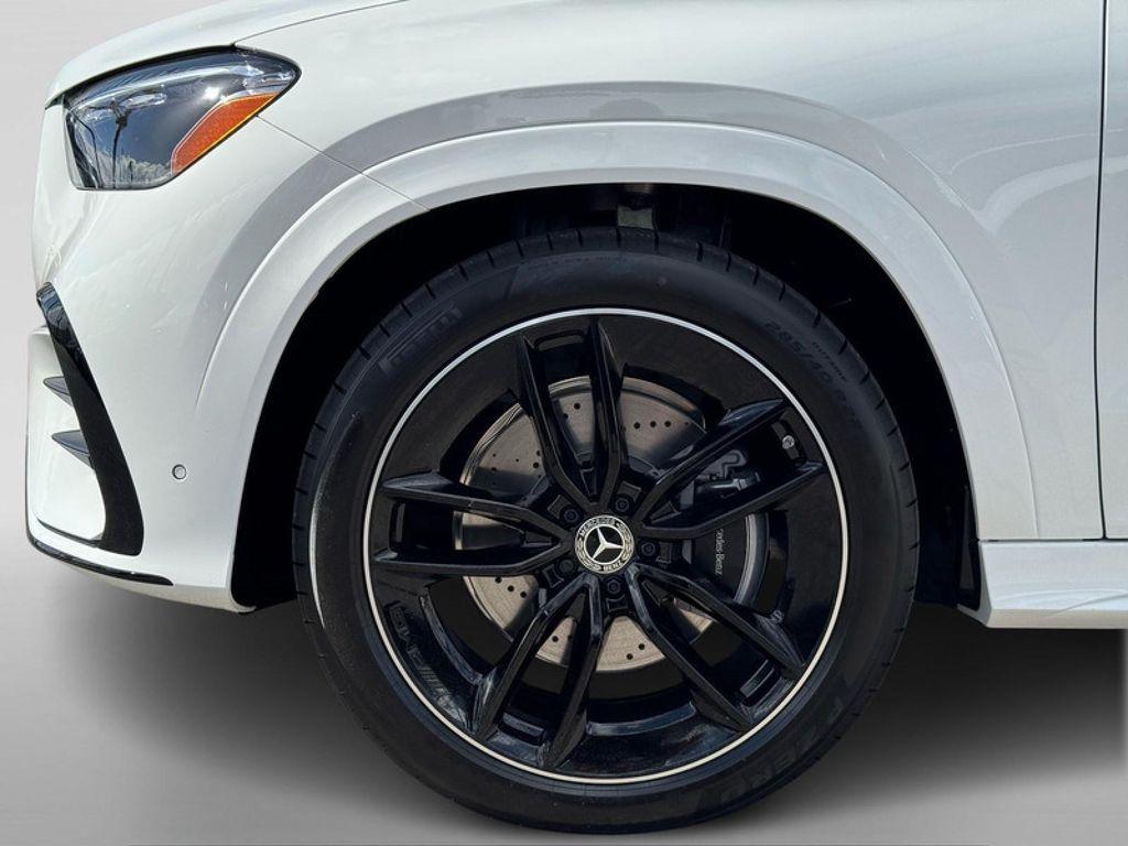 new 2026 Mercedes-Benz GLE 580 car, priced at $98,315