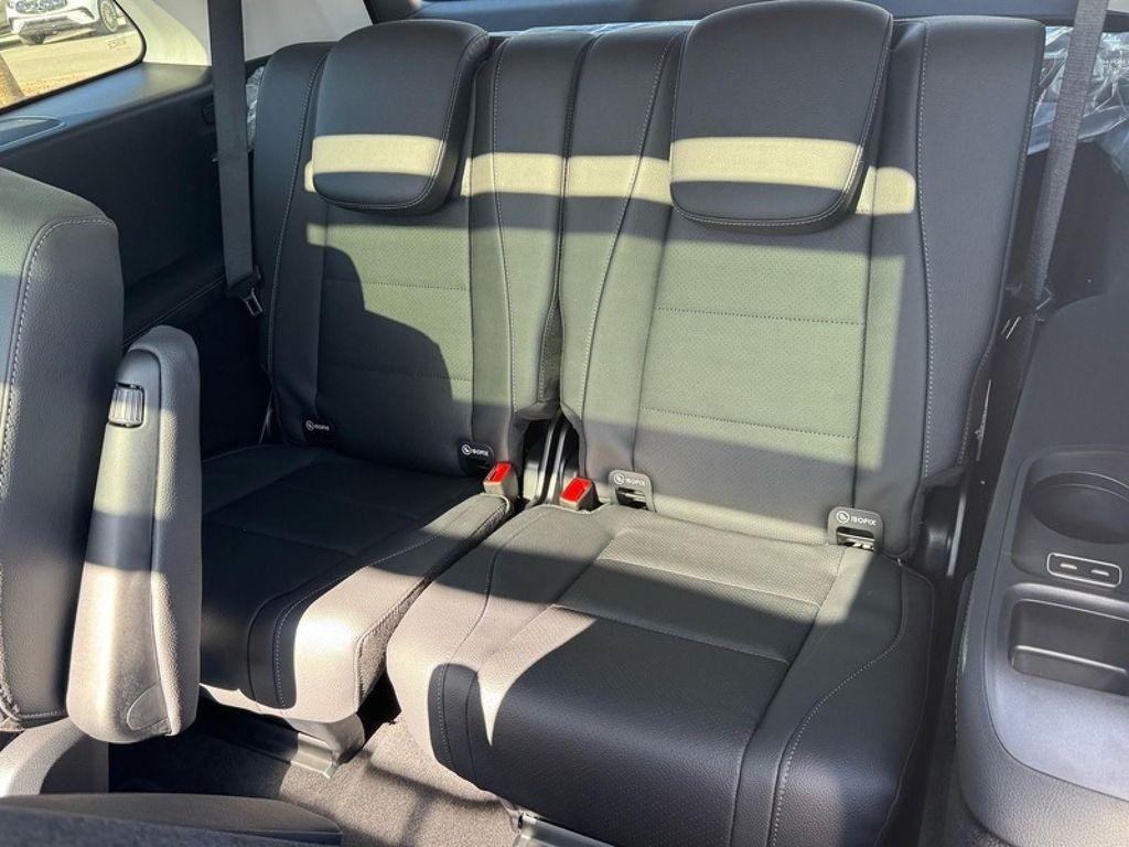 new 2026 Mercedes-Benz GLS 450 car, priced at $97,820