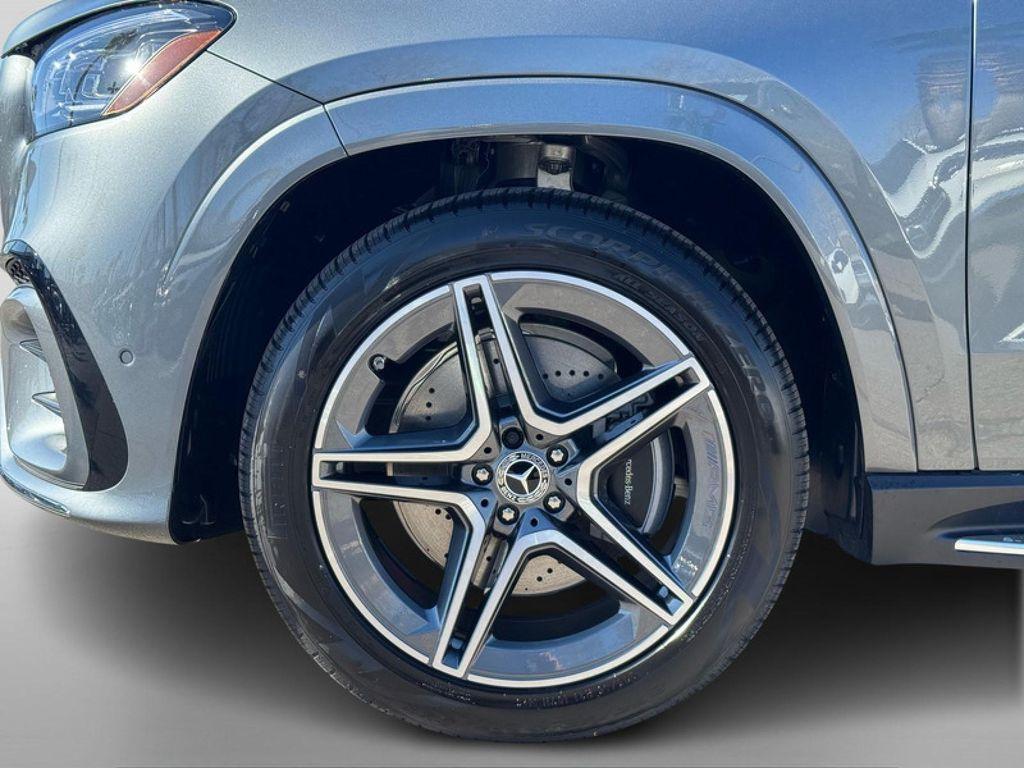 new 2026 Mercedes-Benz GLS 450 car, priced at $97,820