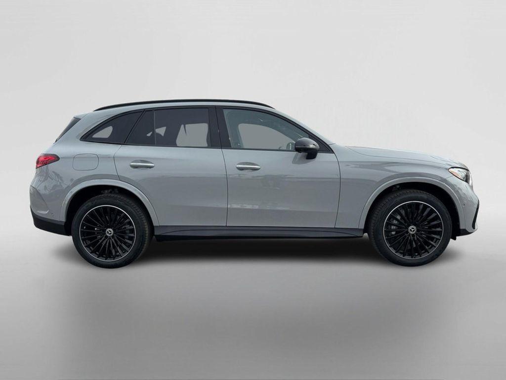 new 2026 Mercedes-Benz GLC 300 car, priced at $62,305