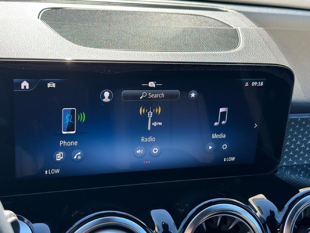 new 2025 Mercedes-Benz GLB 250 car, priced at $47,345