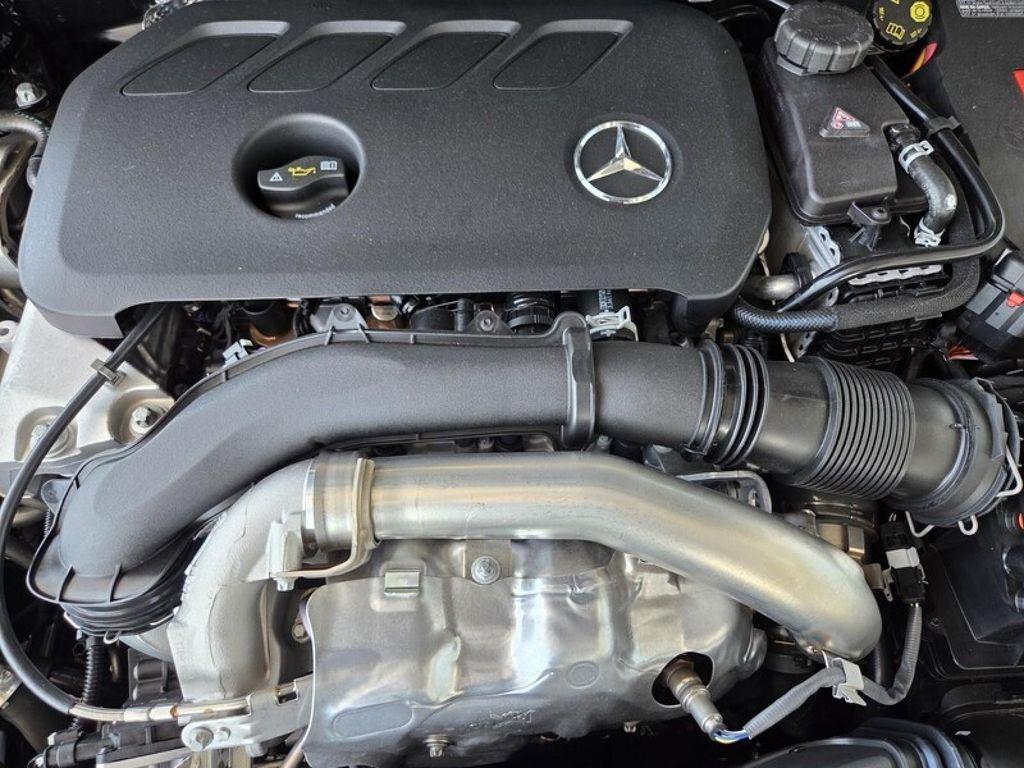 new 2025 Mercedes-Benz GLA 250 car, priced at $46,195