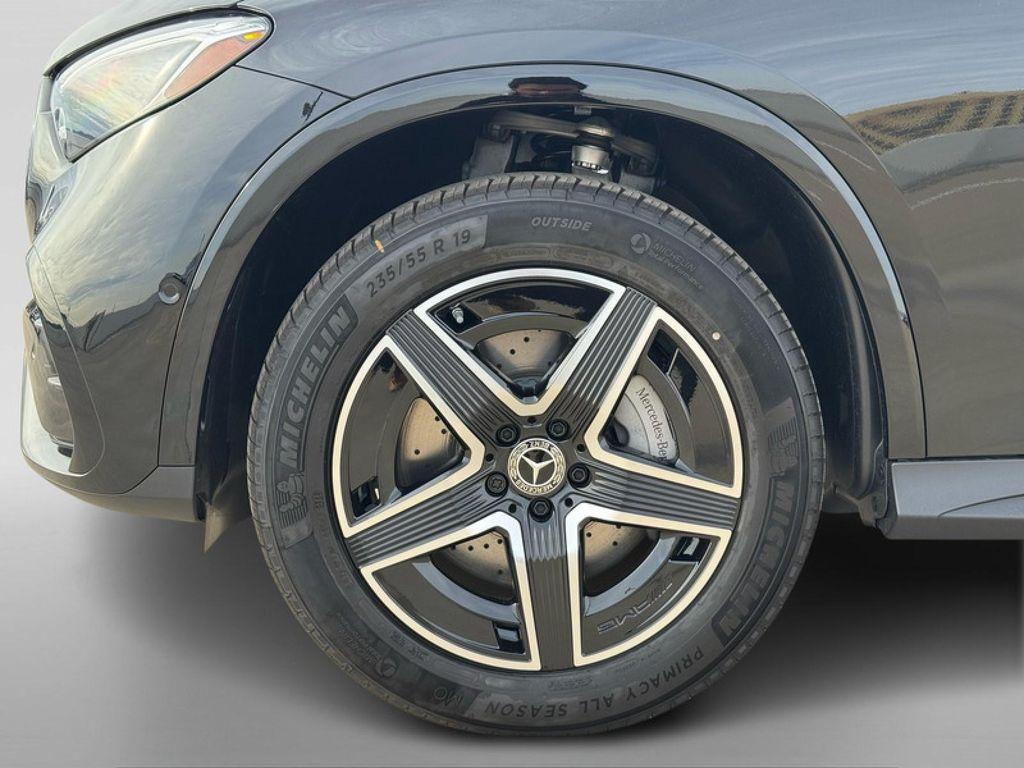 new 2026 Mercedes-Benz GLC 300 car, priced at $57,055