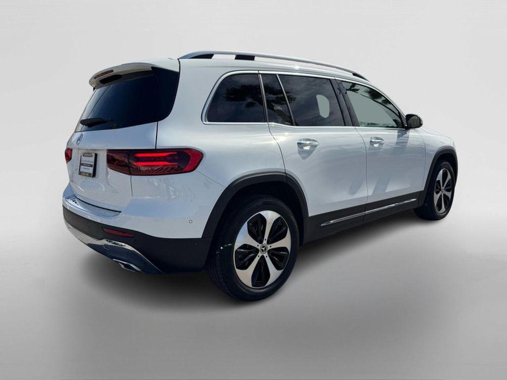 used 2026 Mercedes-Benz GLB 250 car, priced at $43,994