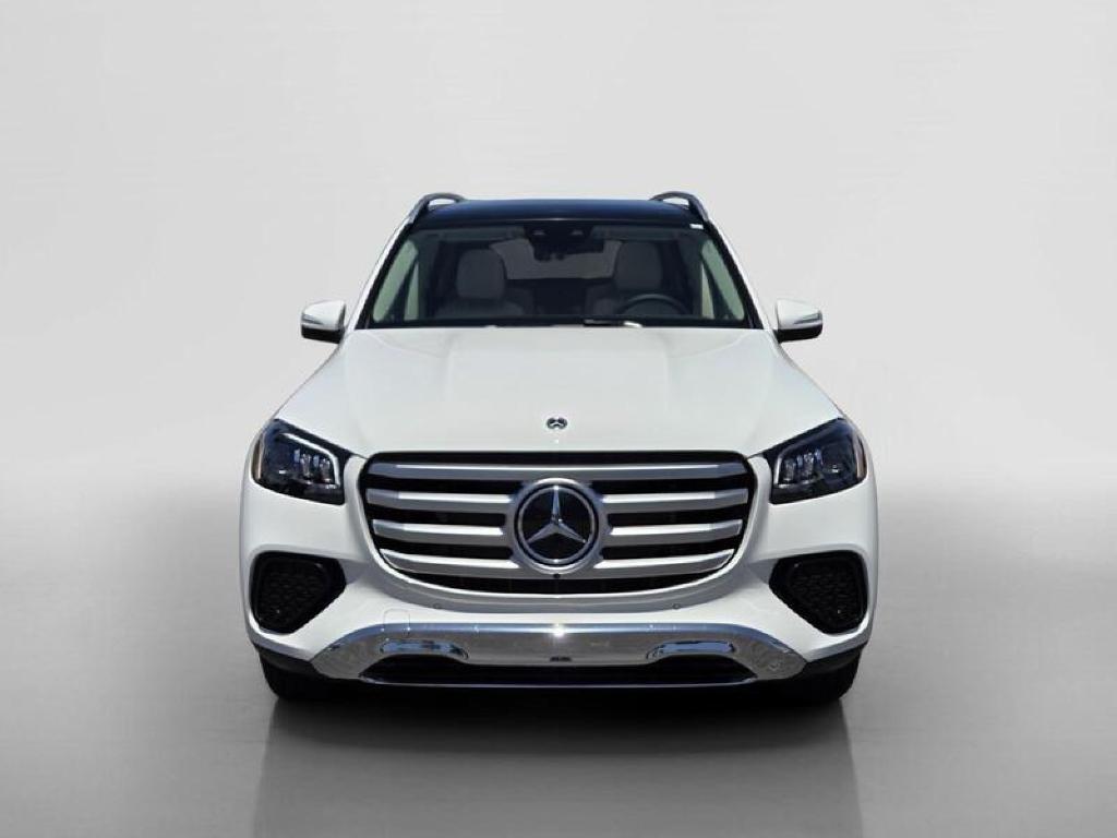 new 2026 Mercedes-Benz GLS 450 car, priced at $93,160