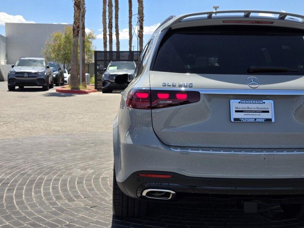 used 2026 Mercedes-Benz GLS 580 car, priced at $108,769
