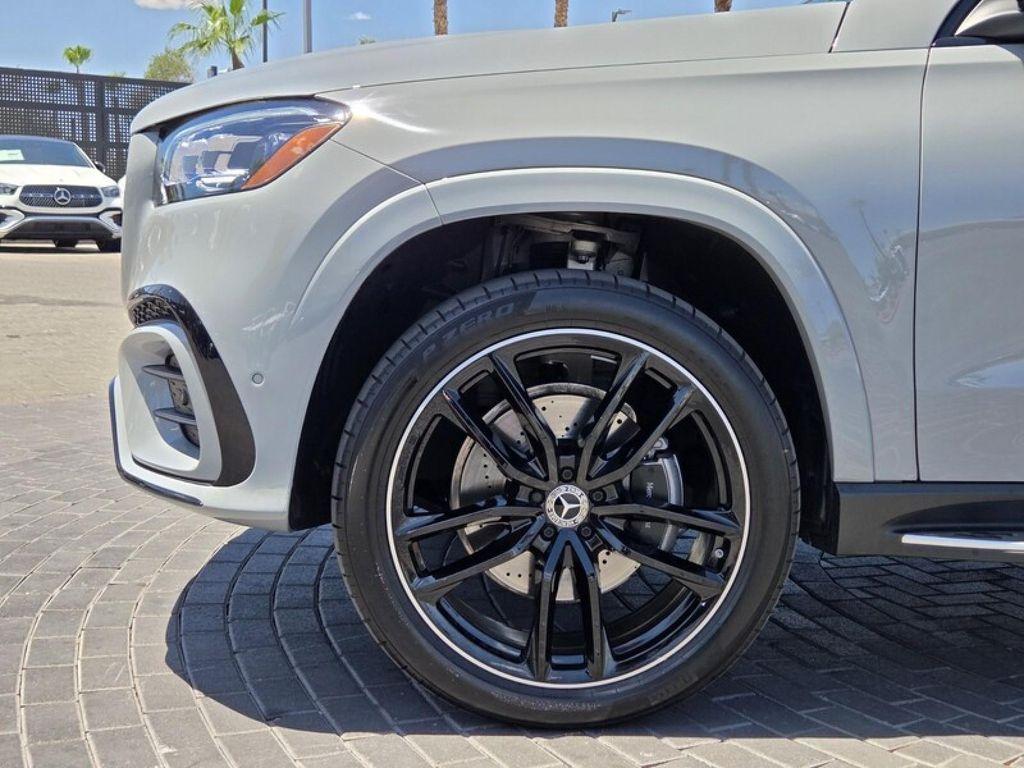 used 2026 Mercedes-Benz GLS 580 car, priced at $108,769