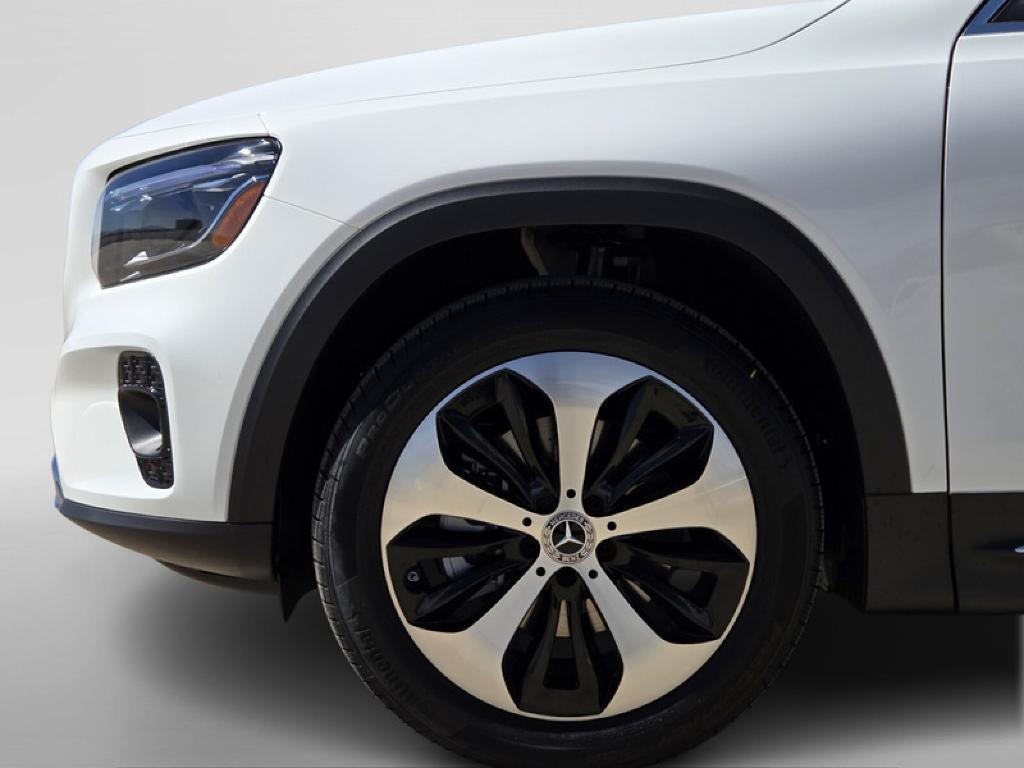 new 2026 Mercedes-Benz GLB 250 car, priced at $47,455