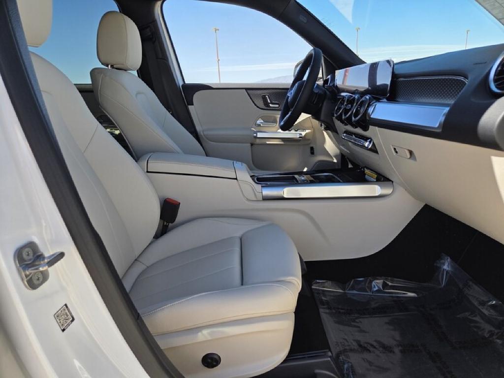 new 2026 Mercedes-Benz GLB 250 car, priced at $47,455