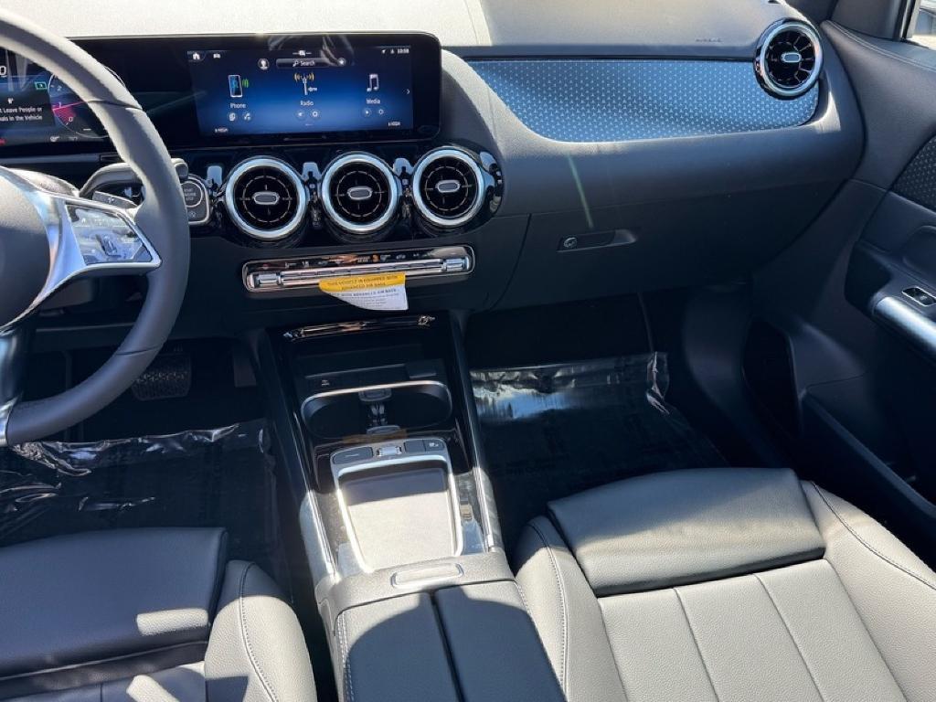 new 2026 Mercedes-Benz GLA 250 car, priced at $45,805