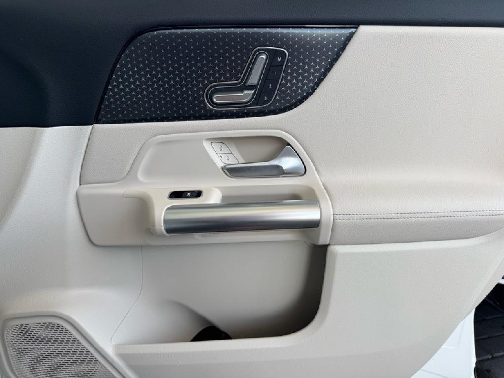 used 2026 Mercedes-Benz GLA 250 car, priced at $42,994