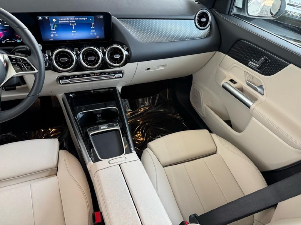 used 2026 Mercedes-Benz GLA 250 car, priced at $42,994