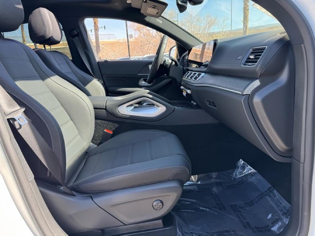 new 2026 Mercedes-Benz GLE 450 car, priced at $88,445