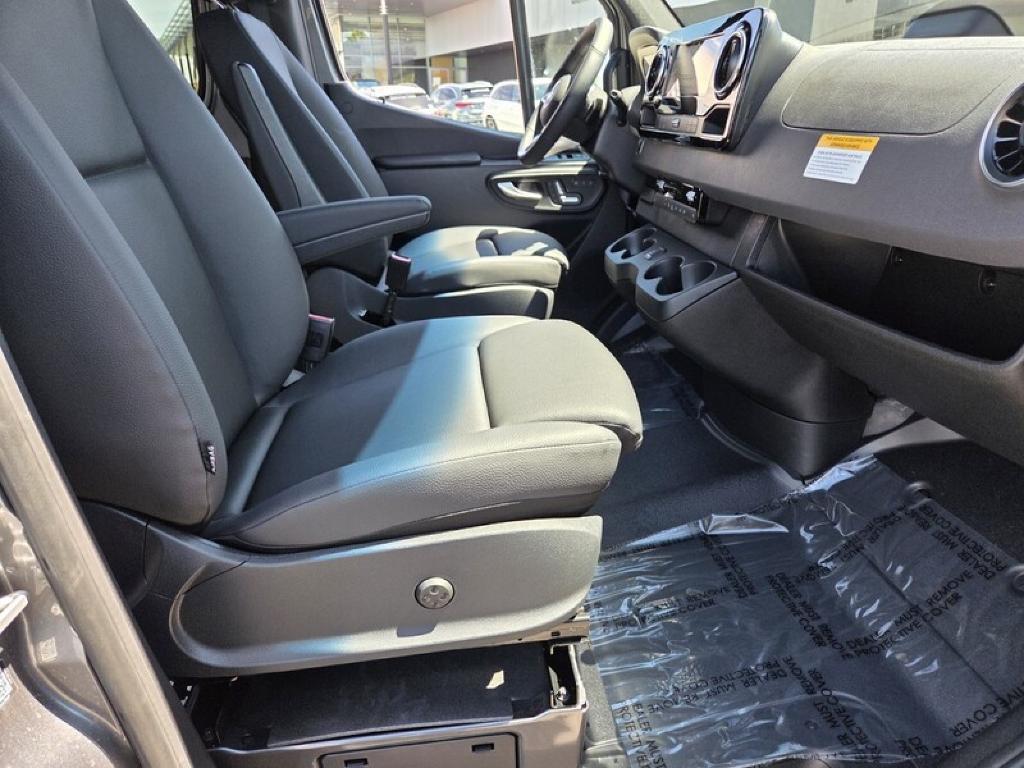new 2026 Mercedes-Benz Sprinter 2500 car, priced at $90,558