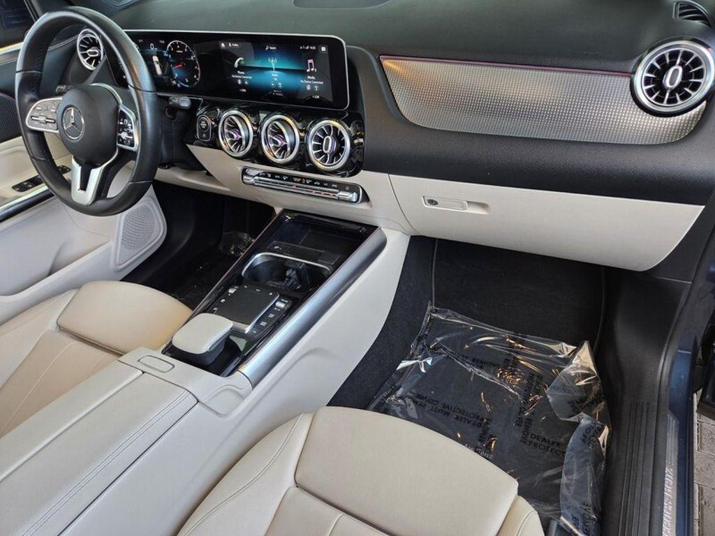 used 2021 Mercedes-Benz GLA 250 car, priced at $27,774