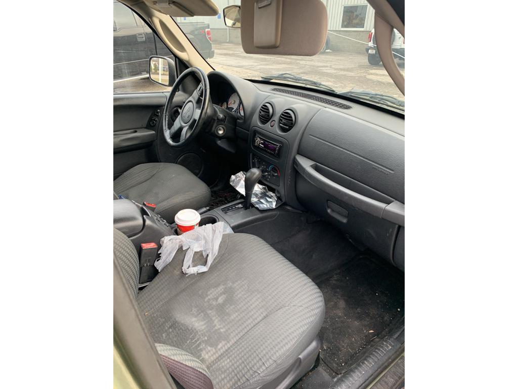 used 2004 Jeep Liberty car, priced at $4,499