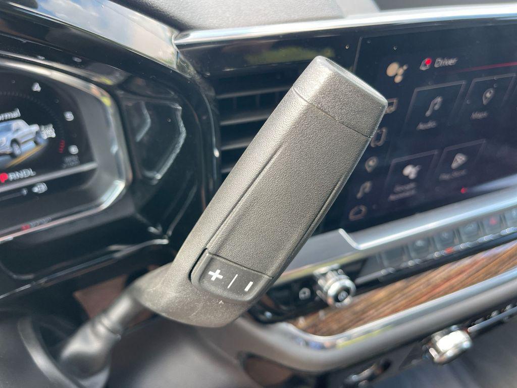 used 2023 GMC Sierra 1500 car, priced at $41,875