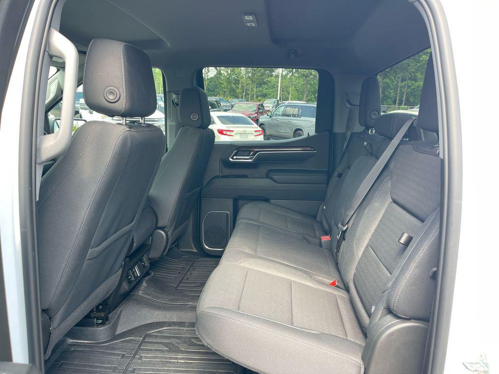 used 2023 GMC Sierra 1500 car, priced at $41,875