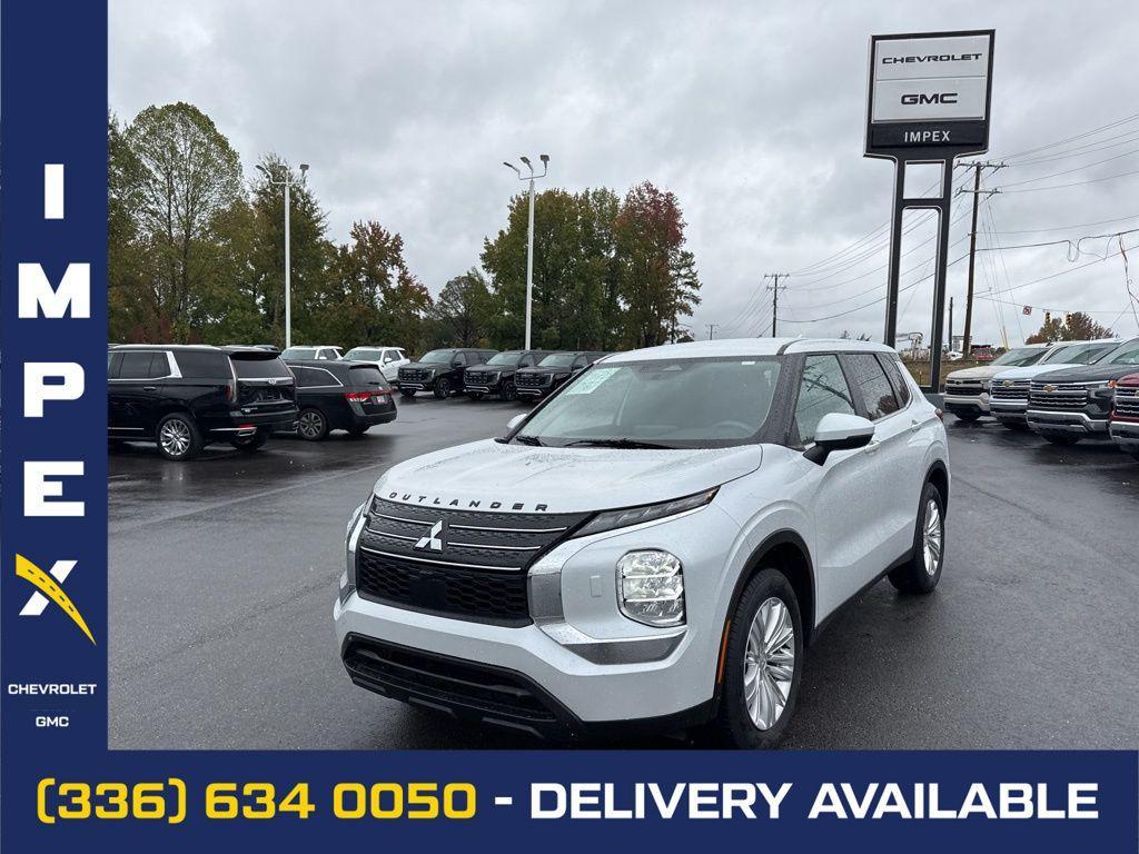 used 2023 Mitsubishi Outlander car, priced at $20,825