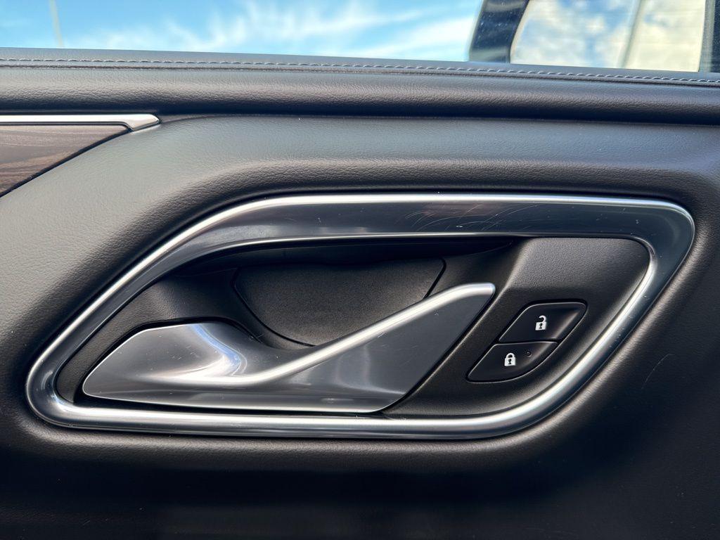 used 2023 Chevrolet Suburban car, priced at $39,890