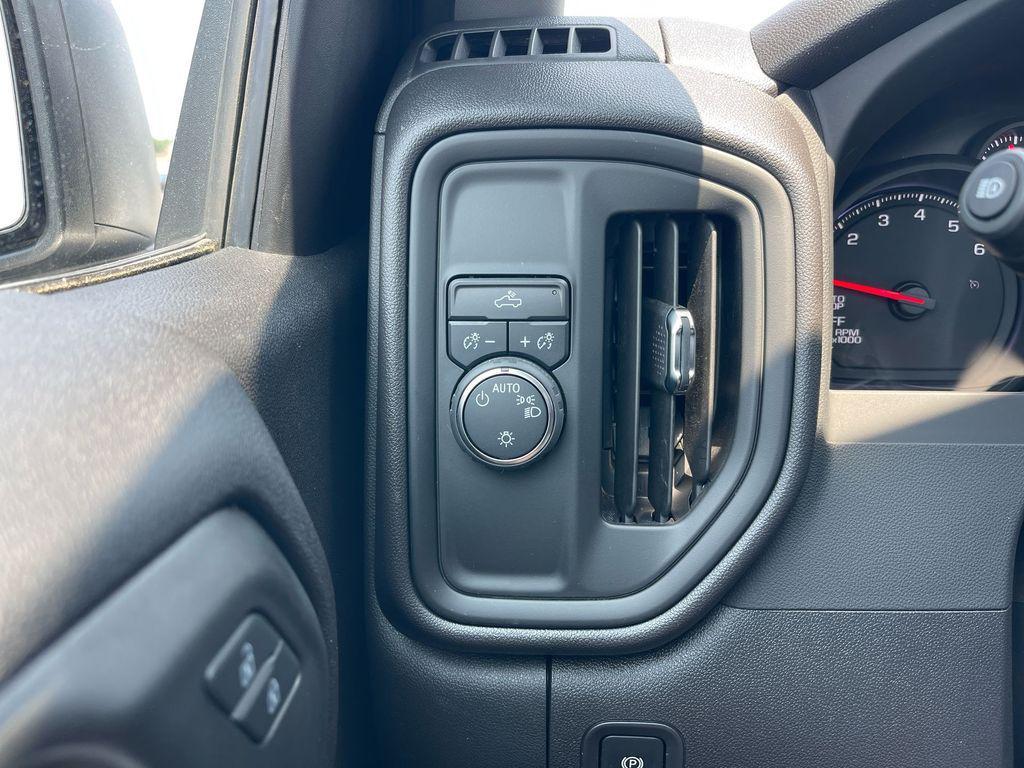 used 2024 Chevrolet Silverado 1500 car, priced at $26,125