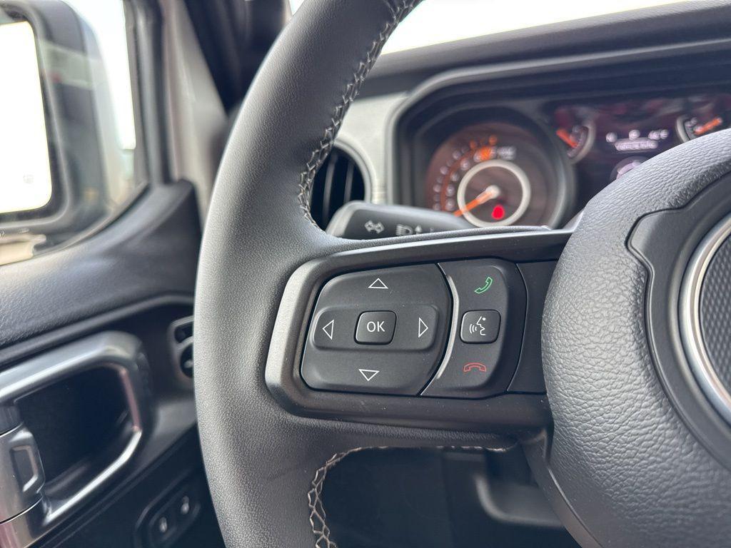 used 2025 Jeep Wrangler car, priced at $35,250