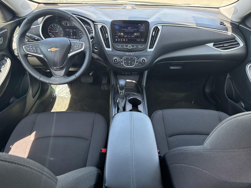 used 2024 Chevrolet Malibu car