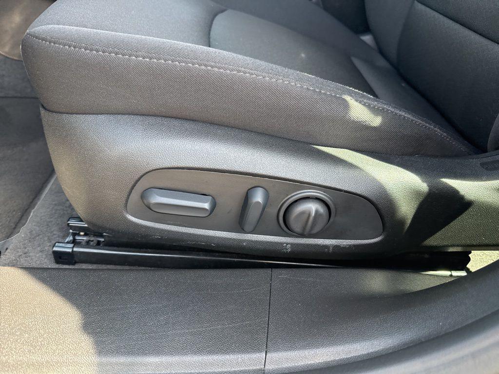 used 2024 Chevrolet Malibu car