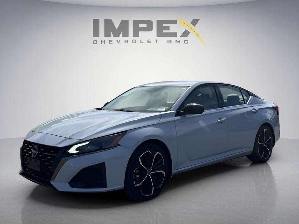 used 2023 Nissan Altima car, priced at $21,350
