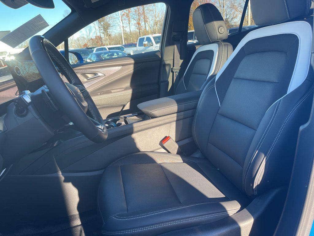 used 2025 Chevrolet Blazer EV car, priced at $30,550