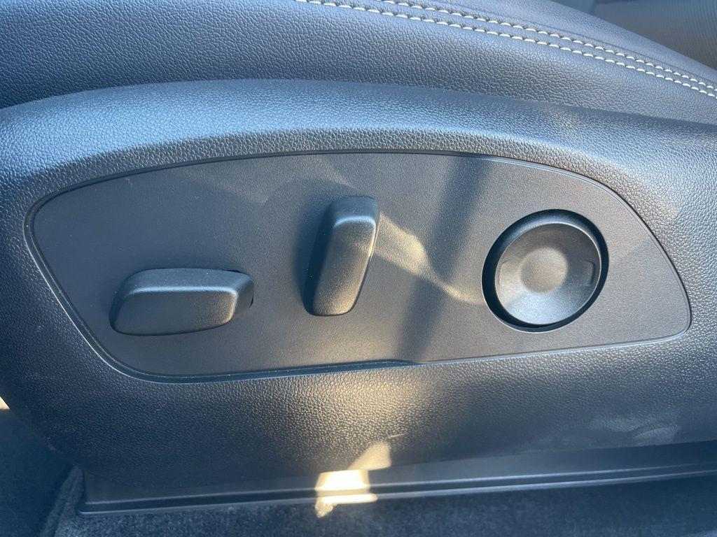 used 2025 Chevrolet Blazer EV car, priced at $30,550