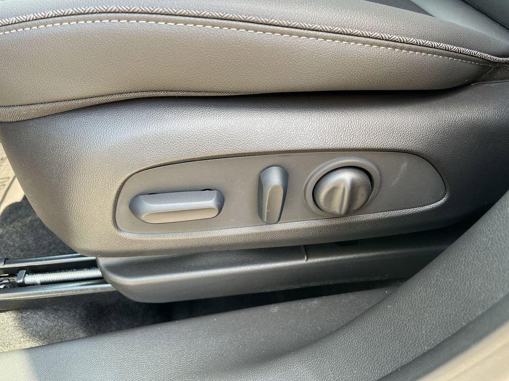 new 2023 Buick Encore GX car, priced at $28,425